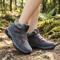 Unisex UrbanFrost™ Stiefel mit Gepolstertem Futter und Profilsohle - Grau mit Rosa Details