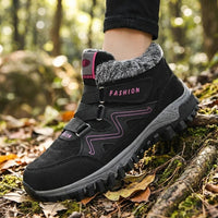 Unisex UrbanFrost™ Stiefel mit Gepolstertem Futter und Profilsohle - Schwarz mit Rosa Details