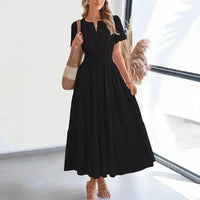 Floriana™ Kleid mit Stufenrock und Betonter Taille - Schwartz