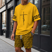 Zweiteiler Roven™ mit oversized T-Shirt und gemusterter Shorts / Moderner Streetwear-Look mit hohem Tragekomfort. - Gelb