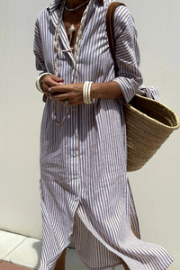 Gestreiftes Sommerkleid mit gerader Passform für Frauen | Ideal für den Strand oder Stadtbesuche - Grau