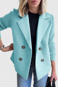 Emma | Damen Blazer mit Strickärmeln und Knöpfen - Hellblau
