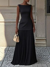 Ärmelloses Maxi-Kleid für Damen mit Plisseerock - Schwarz