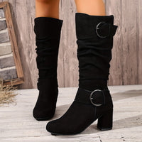 Hedvig | Damen kniehohe Stiefel in Slouch-Optik mit Doppelschnalle - Schwarz