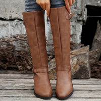 Calixta | Damen kniehohe Stiefel mit Doppelschnallen - Braun