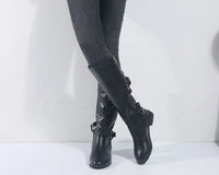 Kalinda | Damen knöchelhohe Reitstiefel mit rückseitigen Schnallen - Schwarz