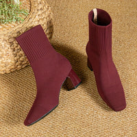Kindra | Damen Strick-Stiefelette mit Blockabsatz und eckiger Zehenform - Rot