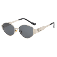 Mary - Retro Ovaler Metallrahmen Sonnenbrille mit getönten Gläsern - Schwarz/Silber