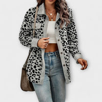 Mila | Damen Hemdjacke mit modernem Leopardenmuster - Dunkelgrau