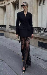 Damen Blazer Rock Set mit Kerbkragen und Doppelreihiger Knopfleiste mit Spitzenrock - Schwarz