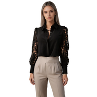 Damen-Bluse mit Knopfleiste und Ärmeln mit Durchbruchmuster - Schwarz