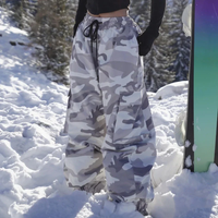Damen Cargo-Snowboardhose mit Camouflage-Muster - Weiß