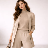 Emilia | Damen Dreiteiliges Strick-Loungewear-Set mit langem Cardigan - Beige