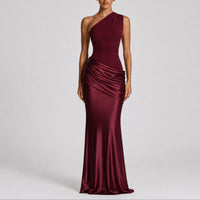 Hannah | Damen Elegantes One-Shoulder Satin-Maxikleid für Hochzeitsgäste im Herbst - Rot