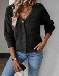 Marie | Damen Flauschiger V-Ausschnitt Strickjacke Cardigan mit Knopfleiste - Schwarz