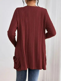 Damen Gerippte Langarm Strickjacke mit offener Front und gerafften Fronttaschen - Karmesinrot