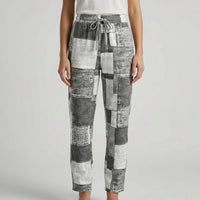 Damen-Hose mit geradem Bein aus Patchwork-Denim - Grau