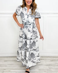 Damen Kurzarm Maxikleid mit Kerbausschnitt geraffter Taille Stufenrock und Druckmuster - Schwarz