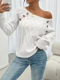 Damen Langarm Pullover mit Rundhalsausschnitt und Zopfmuster mit dekorativen Knöpfen - Weiß