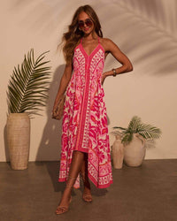 Damen Maxikleid mit V-Ausschnitt und Spaghettiträgern mit offenem Rücken und Zipfelsaum - Rosa
