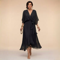 Damen-Midikleid mit V-Ausschnitt und Bindegürtel - Schwarz