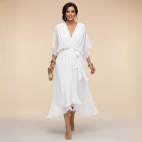 Damen-Midikleid mit V-Ausschnitt und Bindegürtel - Weiß