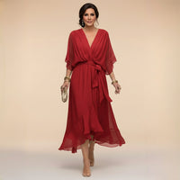 Damen-Midikleid mit V-Ausschnitt und Bindegürtel - Rot