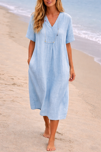 Damen-Midikleid mit V-Ausschnitt und Seitentaschen - Hellblau
