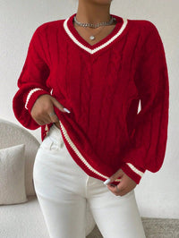 Damen Pullover mit V-Ausschnitt, Zopfmuster und Streifendetail - Rot