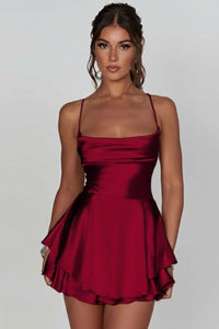 Amelie | Damen Satinoptik Rückenfreies Cocktailkleid Geraffter Taille Minirock - Brick Red