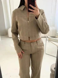 Damen Set für Frauen mit Reißverschlussjacke Hemdblusenkragen und weitem Hosenbein - Beige