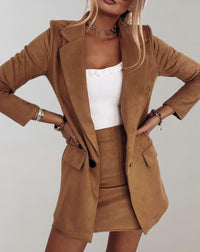 Damen Blazer mit Reverskragen und Minirock-Set mit Taschen und Knöpfen - Braun