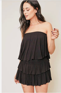 Damen Trägerloser Kurzer Jumpsuit mit Rüschenlagen und elastischem Bund - Schwarz