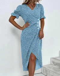 Damen Wickelkleid in Midi-Länge mit V-Ausschnitt Rüschenärmeln Seitlicher Knopfleiste und Blumenmuster - Blau