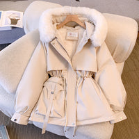 Damen Winterjacke mit Kunstfell-Kapuze und Kordelzug - Weiß