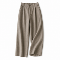 Damenhose mit hohem Bund, weitem Bein, Frontfalten und Seitentaschen - Braun