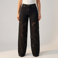 Damenjeans mit weitem Bein und Spitzenbesatz - Schwarz