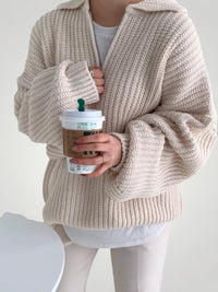 Wencke | Eleganter Damenpullover mit Gefaltetem Kragen - Beige