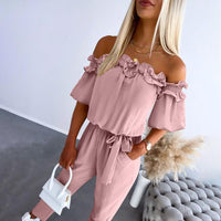 CAMILA – Schicker Off-Shoulder Volant-Hüftgurt-Jumpsuit - Pink