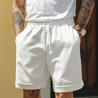 Herren Shorts mit Kordelzug und Umschlagsaum - Weiß