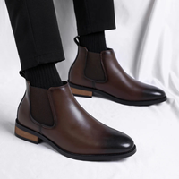 Herren Stiefeletten mit elastischen Seiteneinsätzen und Zuglaschen - Hellbraun