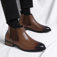 Herren Stiefeletten mit elastischen Seiteneinsätzen und Zuglaschen - Braun