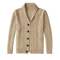 Herren-Strickjacke mit Schalkragen und Zopfmuster - Beige