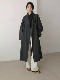 Damen Oversize-Trenchcoat in Maxilänge mit Taillengürtel und Epauletten - Priorisierte Lieferung