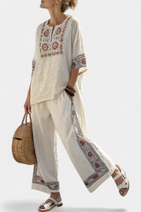 Amelie | Anspruchsvolle Bestickte Rohbluse & Weite Hose - Floral
