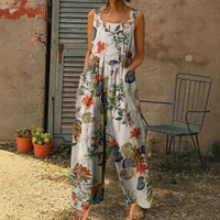 Mirela | Luftige Latzhose mit Blumenmuster - Beige