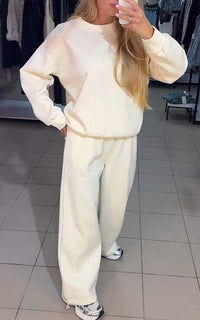 Maria - Zweiteiliges Damenset Mit Rundhalsausschnitt Und Diamant Kapuze - Off-white