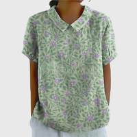 Kurzärmelige Damenbluse mit Blumenmuster und Bubikragen - Salbeigrün 2
