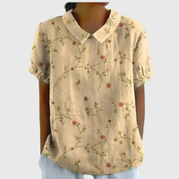 Kurzärmelige Damenbluse mit Blumenmuster und Bubikragen - Hellgelb