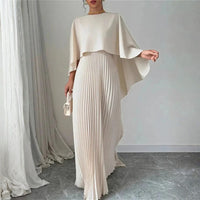 Lilou | Plissee Maxikleid mit Cape für Feste - Beige